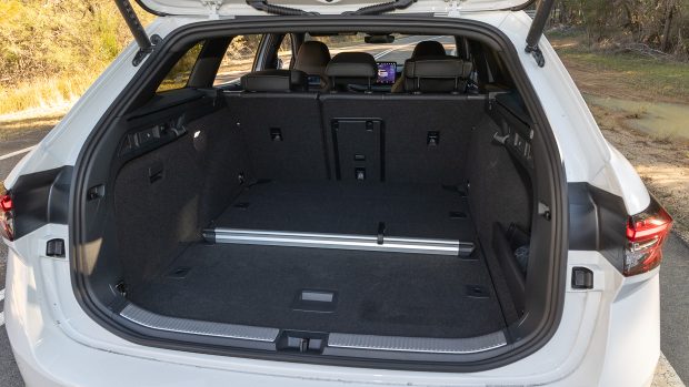 Skoda Superb Sportline 2025 Innenkofferraum