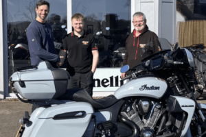 Indian Motorcycle erweitert das wachsende britische Netzwerk um die Holywood Service Station