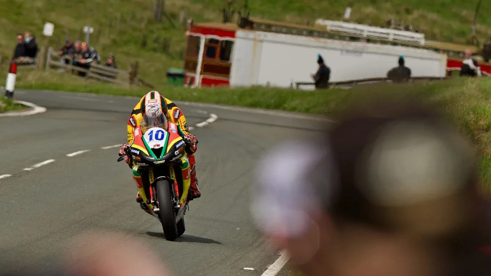 Peter Hickman beim diesjährigen Isle of Man TT. Bildnachweis: Isle of Man TT.