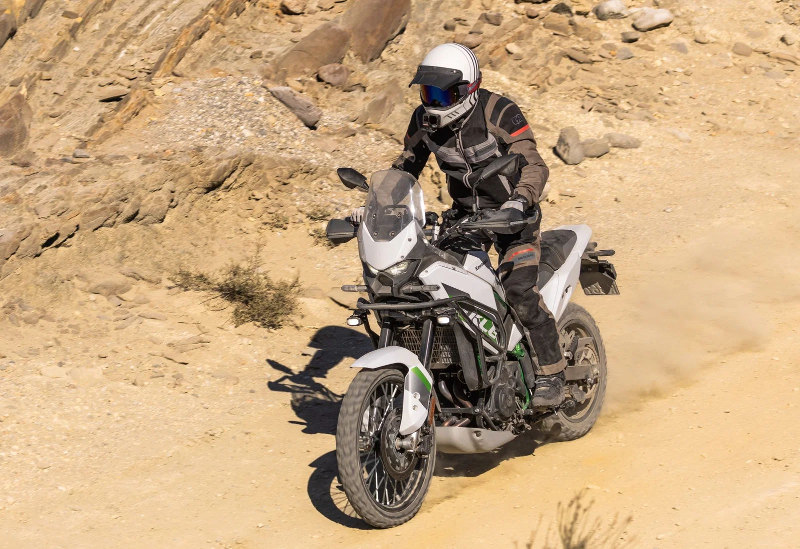 Fahren Sie mit der Kawasaki KLE500 im Gelände