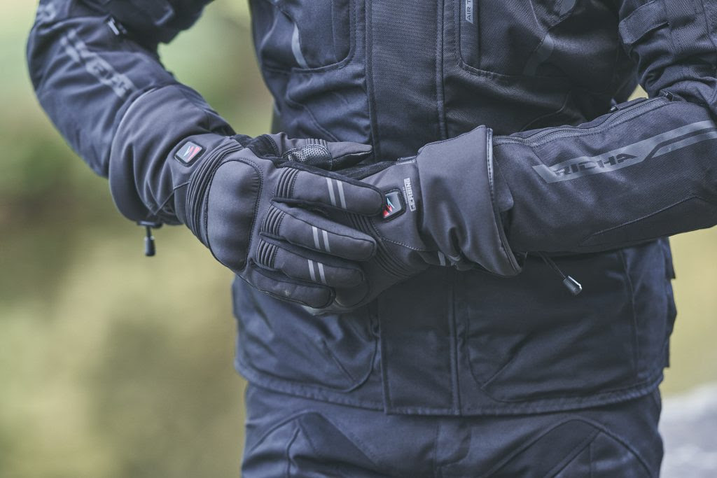 Die beheizten Motorradhandschuhe Richa Inferno V12