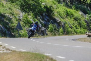 Reiten in Spanien? Neues Handschuhgesetz und andere Änderungen der Motorradregeln erklärt