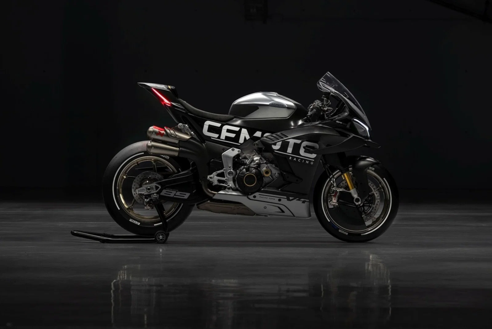 CFMotos brandneuer V4 SR-RR-Prototyp