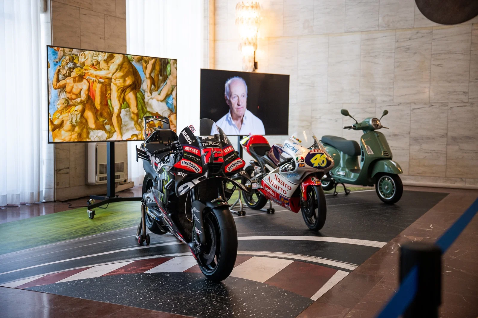 Aprilia beim Moto D'Italia-Event.