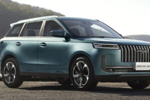 Jaecoo J5 2026: Cherys Baby-Range-Rover-Doppelgänger erweitert den Rivalen Corolla Cross, BYD Sealion 5 und Honda HR-V um Hybridleistung