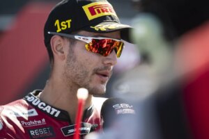 Ducati bestätigt die Hälfte des WorldSBK-Aufgebots 2027, da Iker Lecuona einen neuen Vertrag unterzeichnet