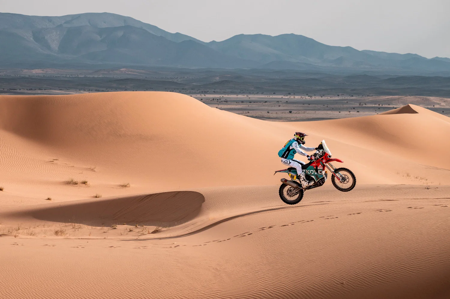 Kove fährt bei der Rallye Dakar