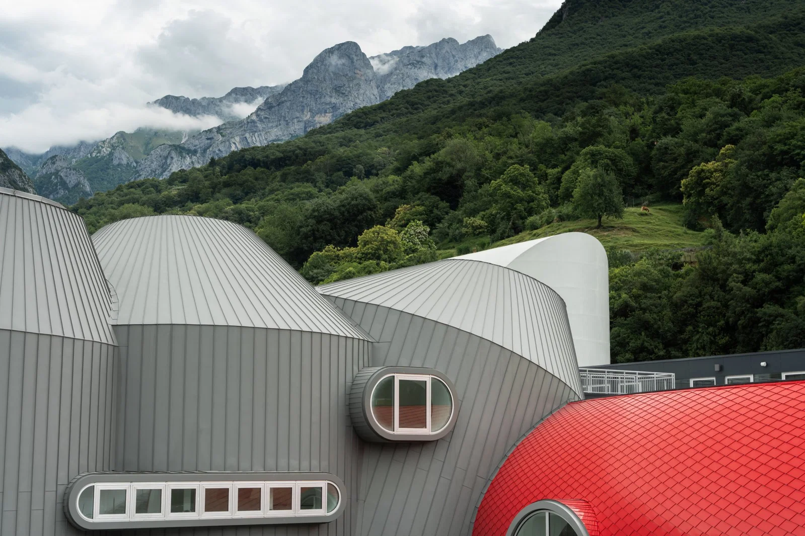 Das neue Moto Guzzi-Werk und Besucherzentrum