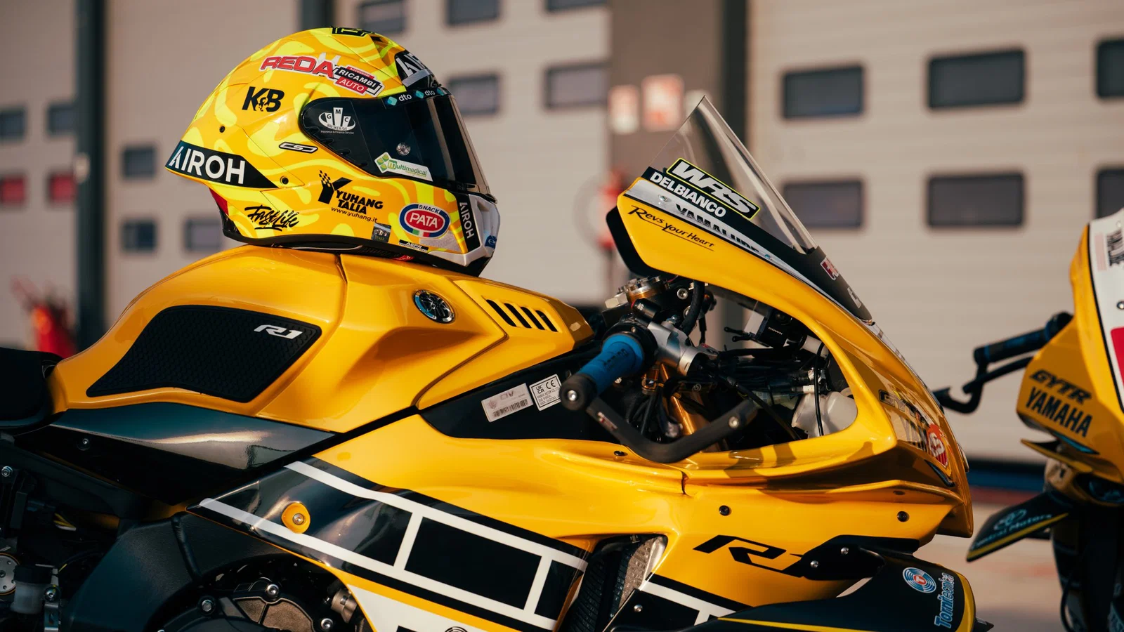 Kenny Roberts-inspired Yamaha R1.