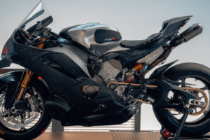 Das Superbike-Team bringt ein Elektronik-Kit für Ducati Panigale V4-Modelle auf den Markt