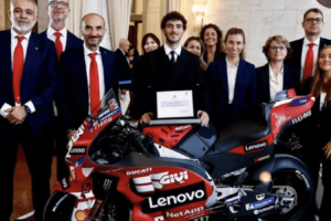Italienische MotoGP-Stars erhalten die Auszeichnung „Botschafter der Sportdiplomatie“.