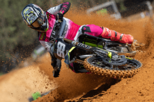 Triumph TF 250-X erzielt in Portugal historischen MX2-Hattrick
