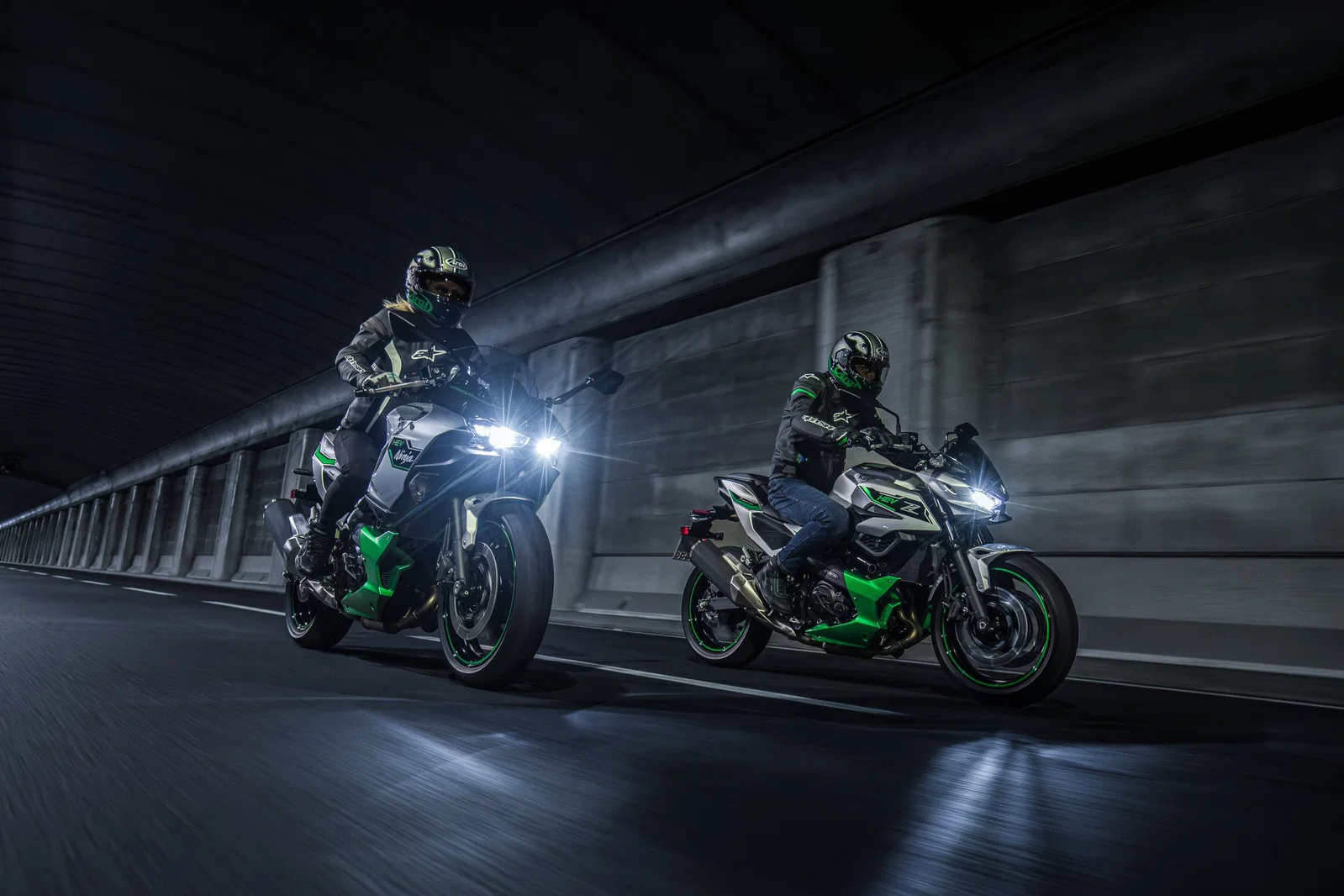 Kawasaki-Hybridräder