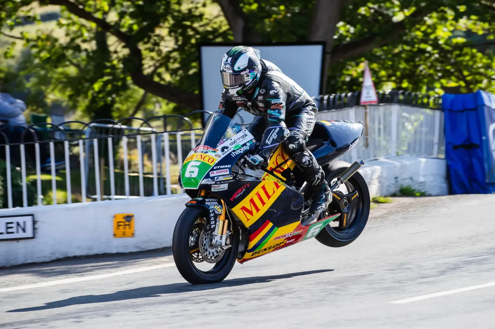 Michael Dunlop fährt in der Lightweight Classic TT-Klasse. Bildnachweis: Isle of Man TT.