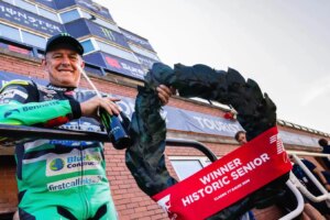 Classic TT: John McGuinness reagiert auf den ersten Sieg im Straßenrennen seit 2019