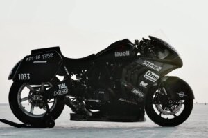 Der 400 PS starke Buell Leviathan bleibt hinter dem Bonneville-Ziel von 250 Meilen pro Stunde zurück
