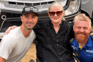 Maria Costello kehrt nach einem Unfall auf der Isle of Man TT emotional auf die Rennstrecke zurück