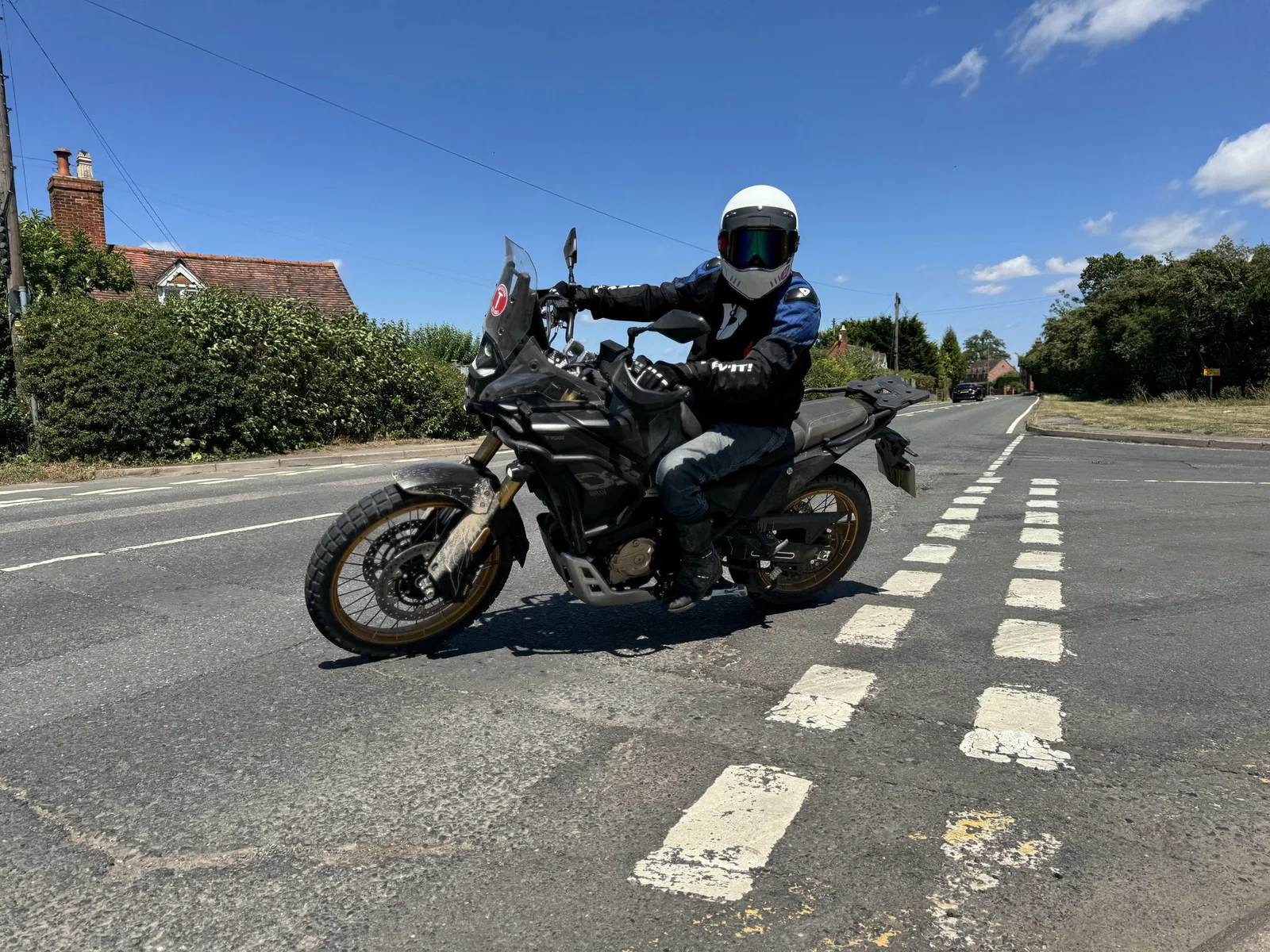 Der Voge DS800X Rally – Fahren