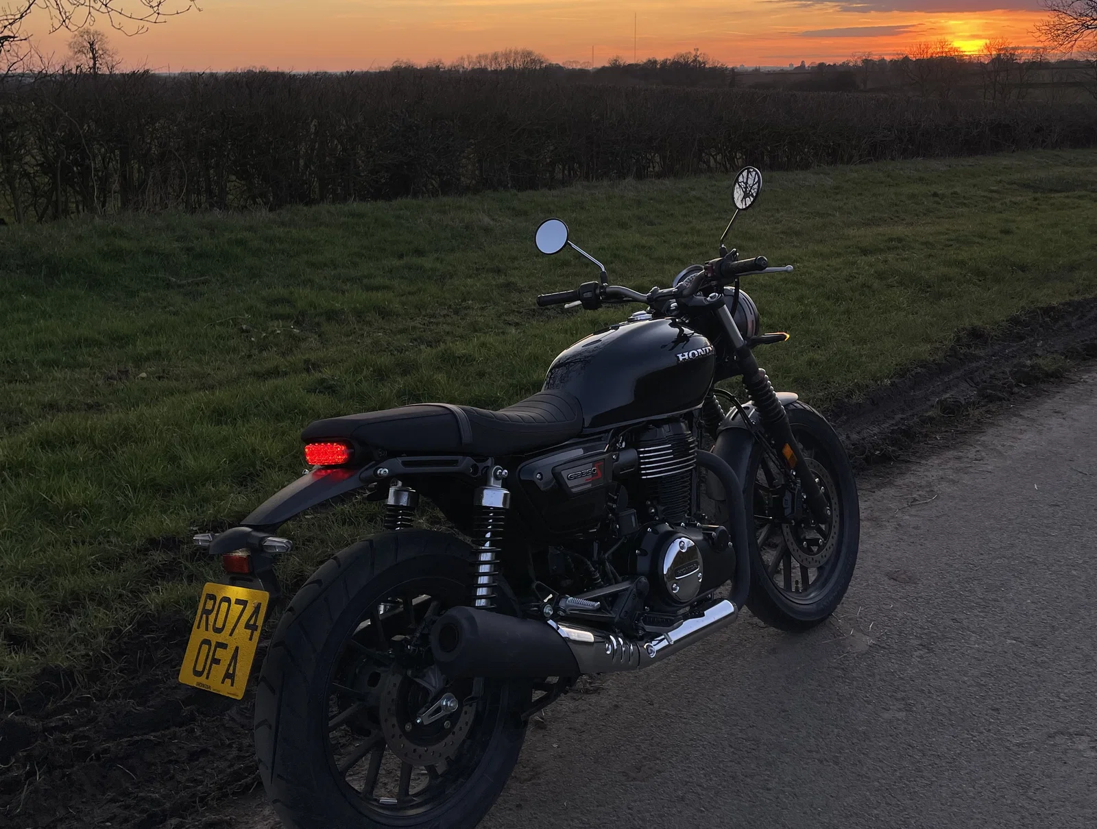 Der GB350S – Sonnenuntergang