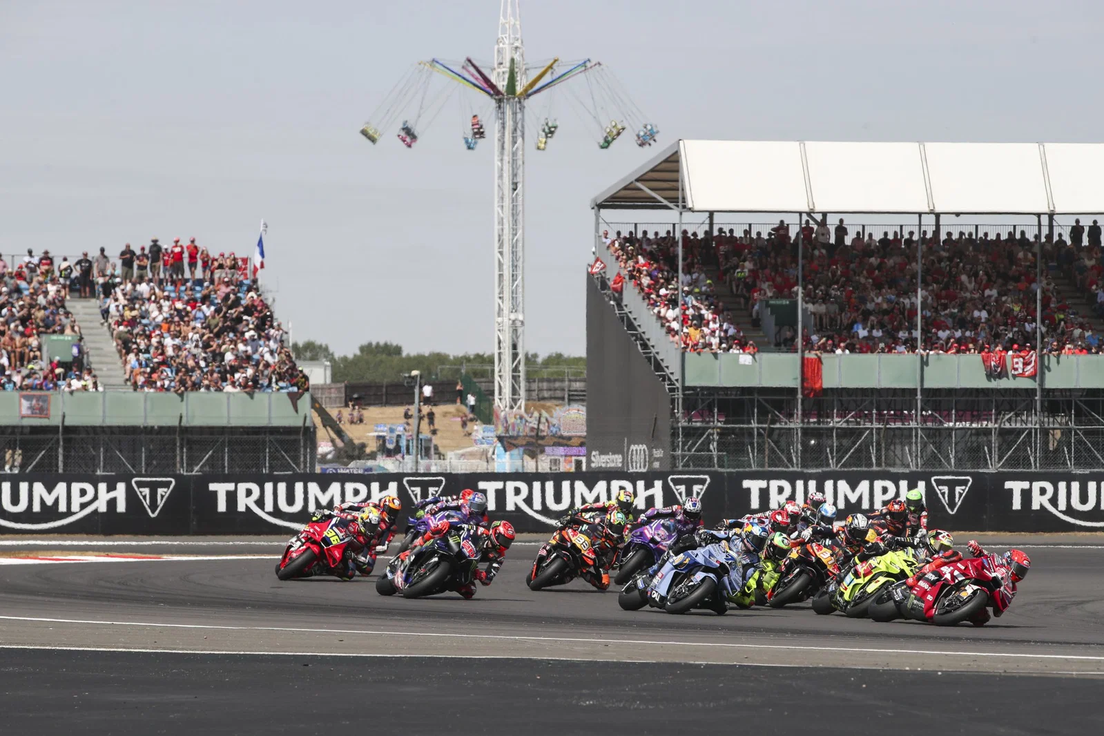 Britischer MotoGP 2026 in Silverstone. Bildnachweis: Gold und Gans.