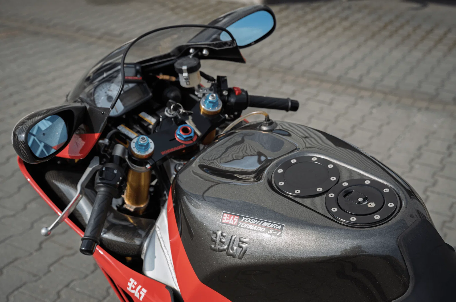 Der Yoshimura Tornado S1