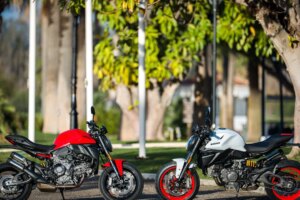Die Ducati Monster 2026 gewinnt den Red Dot Product Design Award
