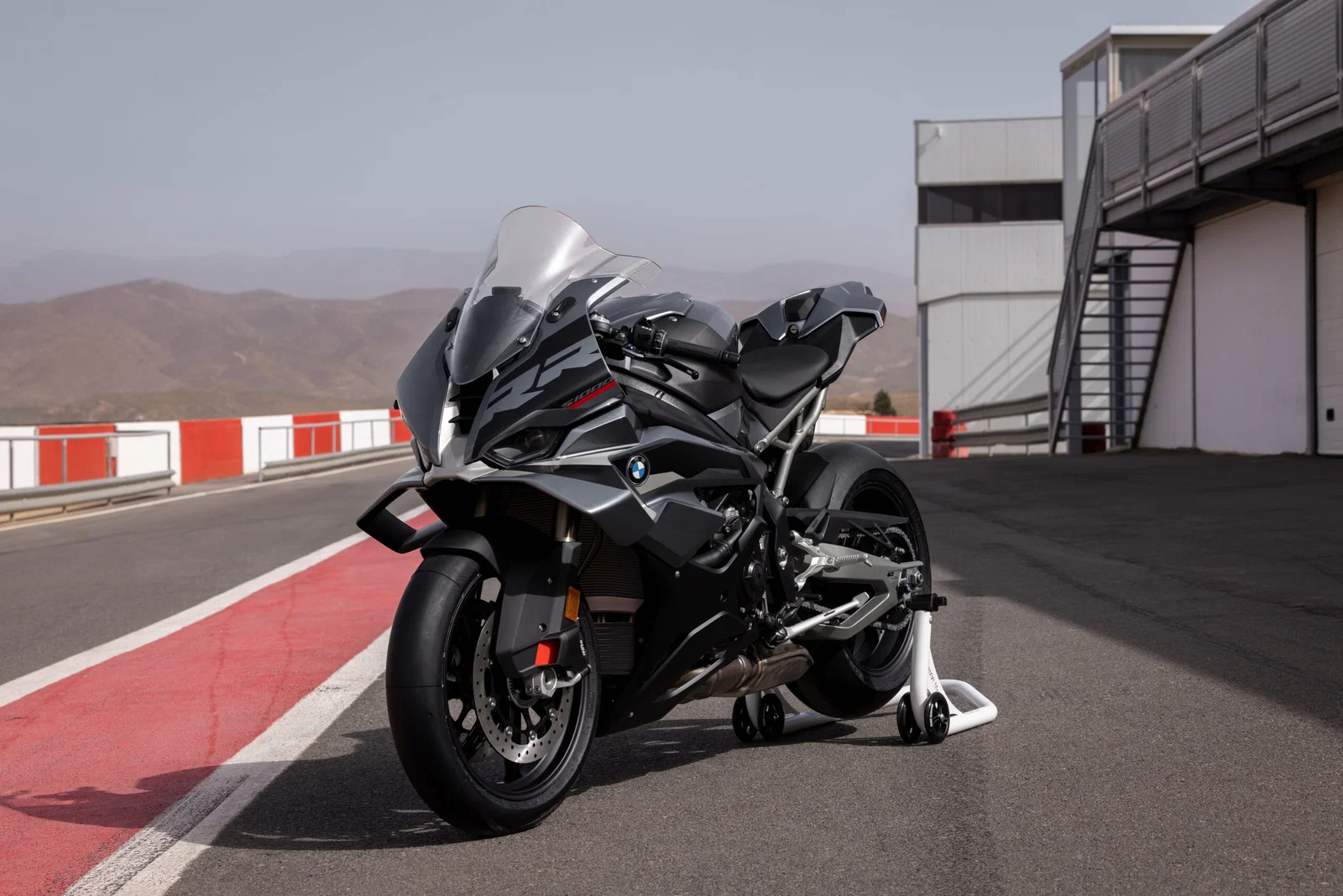 Die BMW S1000 RR 2025