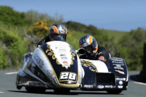 Shaun Parker, Beifahrer des Sidecar TT von Maria Costello, offenbart bleibende Augenschäden durch den TT-Unfall