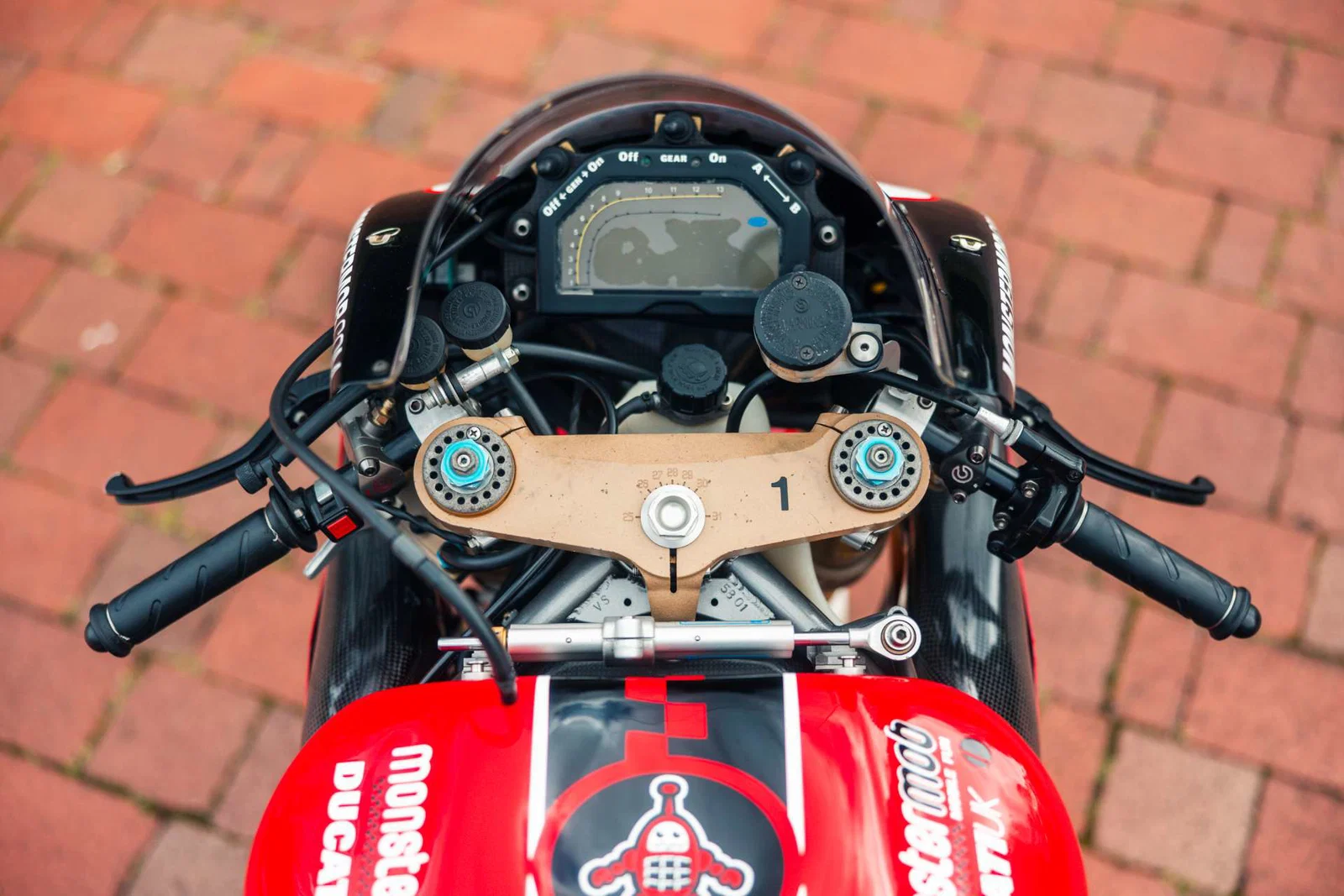 Steve Hislops BSB Ducati 998RS. Bildnachweis: Girardo & Co.