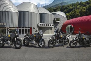Moto Guzzi feiert sein 105-jähriges Jubiläum mit einer Sonderedition der Modelle Stelvio, V100 Mandello, V85 Strada und V7 Stone.