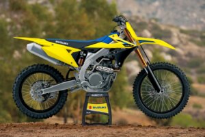Suzuki RM-Z450 jetzt mit einer Anzahlung von 1.000 £ erhältlich
