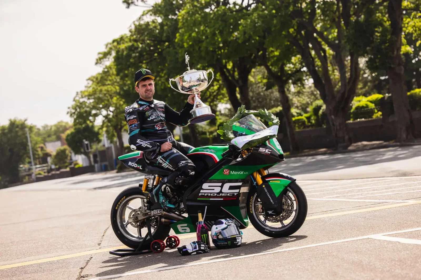 Michael Dunlop gewann das Sportbike TT-Rennen 2026. Bildnachweis: Isle of Man TT.