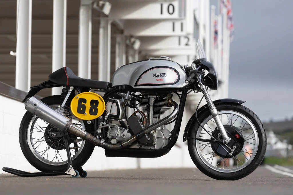 1953 Norton Manx 30M „Long Stroke“