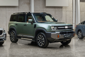 Neue Geely-Modelle kommen: 830-kW-Battleship 700, Camry-Konkurrent Emgrand L EM-i und Monjaro EM-i bestätigt