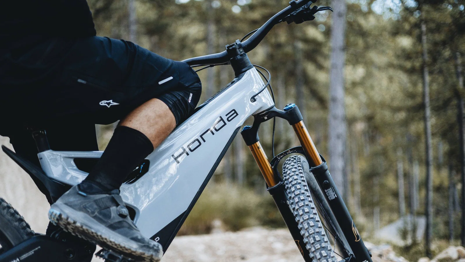 Honda reveals its first electric mountain bike prototype.