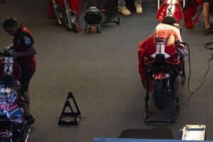 Der Pirelli-MotoGP-Test gibt einen klareren Einblick in den neuen 850-cm³-Prototyp von Ducati