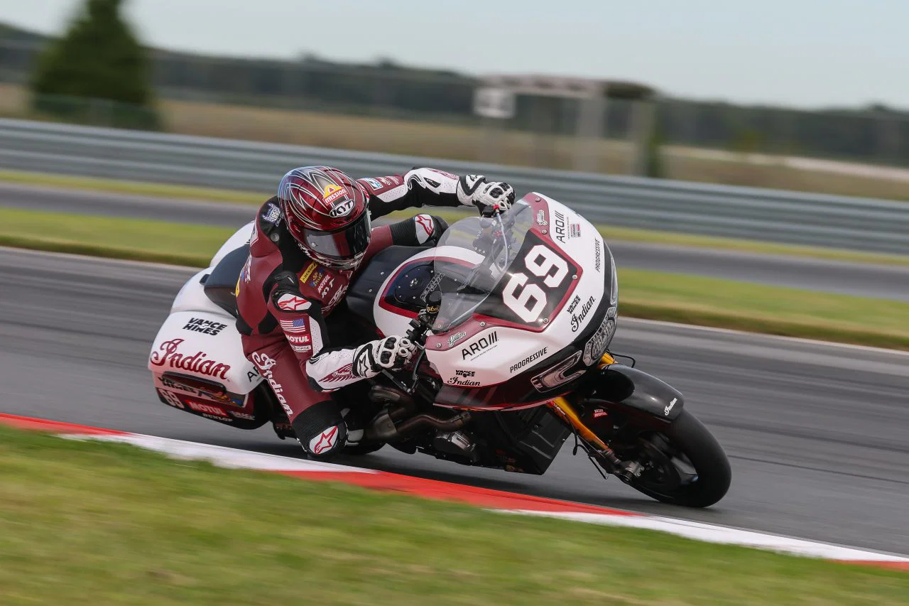 Indischer Challenger unter Hayden Gillim.