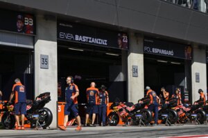 KTM-CEO enthüllt Kostensenkungslösung für die MotoGP, nachdem er sich strikt gegen die Single-Bike-Regel ausgesprochen hat