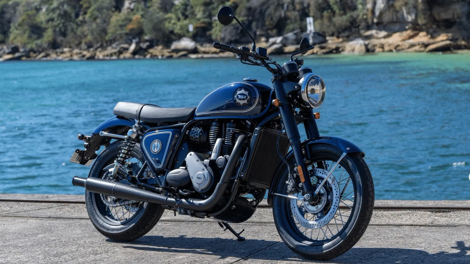 BSA has launched two new colours aboard its Gold Star 650. Photo credit: BSA.