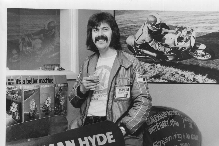 Norman Hyde sitzt auf Roadrunner III
