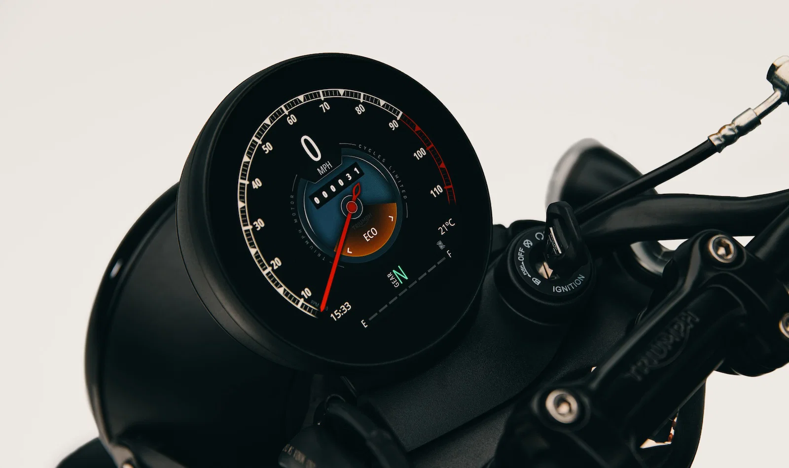 Das Retro-TFT des Bonneville T40