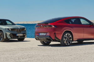 BMW iX4 Elektro-Coupé-SUV mit 828 km Reichweite vorgestellt
