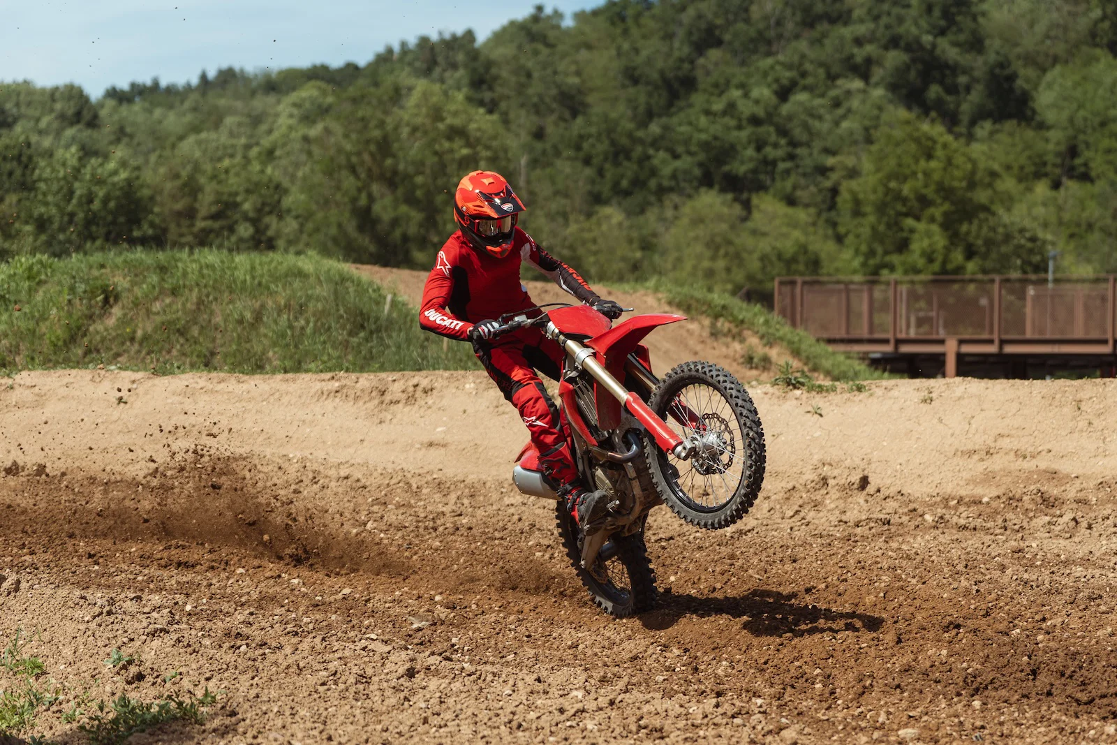 Die Ducati Desmo450 MX 2027