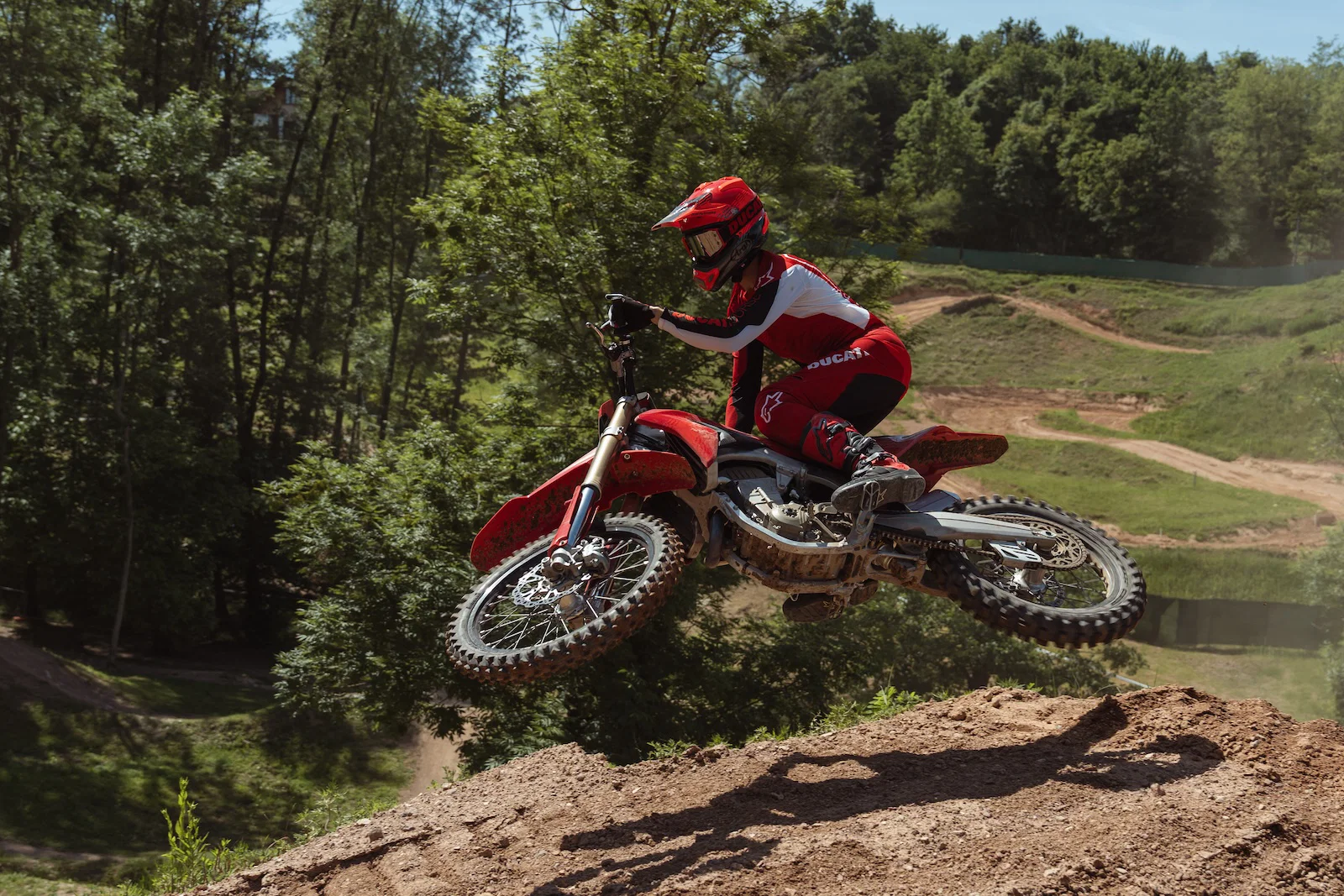 Die Ducati Desmo450 MX 2027
