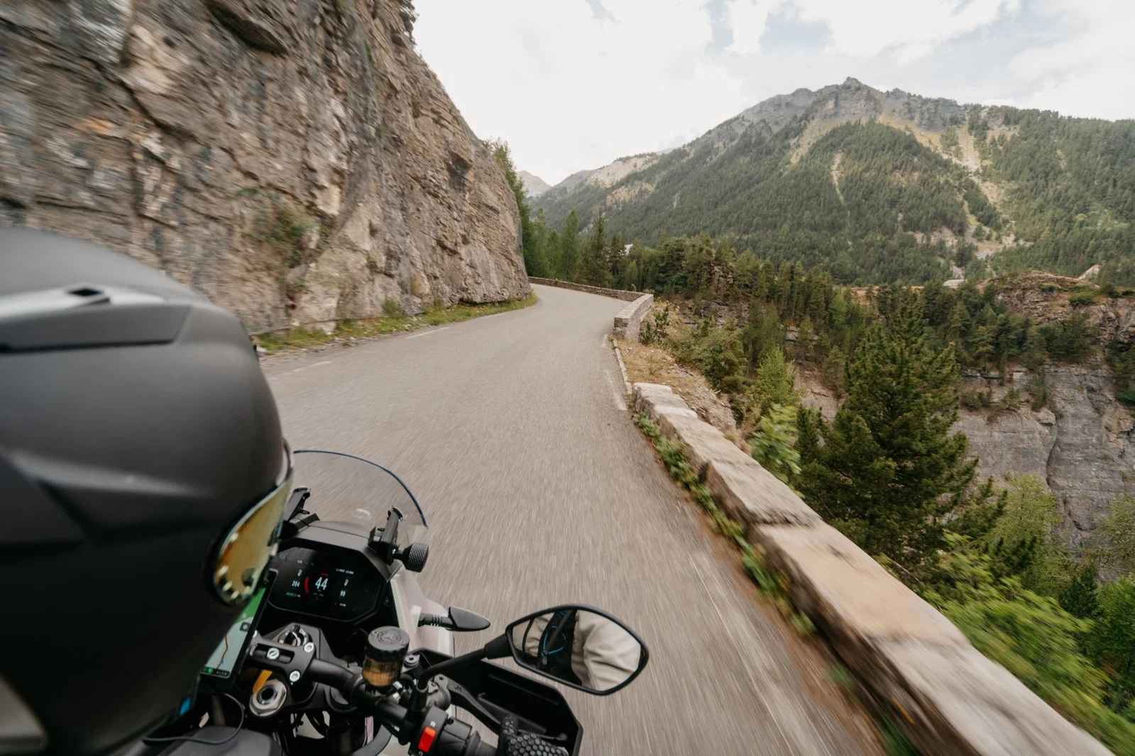 Zero DS-Motorrad während der 271 Meilen langen Reise.