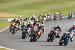 BMW F900 R Cup belohnt Teilnehmer 2027 mit 500 £ Rabatt