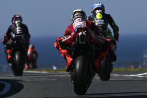 Beim MotoGP in Katar herrscht Unsicherheit, da die Diskussion über eine Fahrergewerkschaft immer intensiver wird