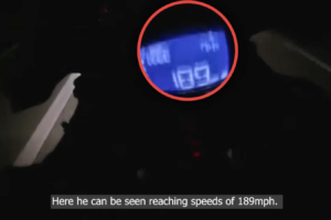 Biker, der sich selbst beim Fahren mit 300 km/h auf der Kawasaki Ninja H2 gefilmt hat, wurde inhaftiert