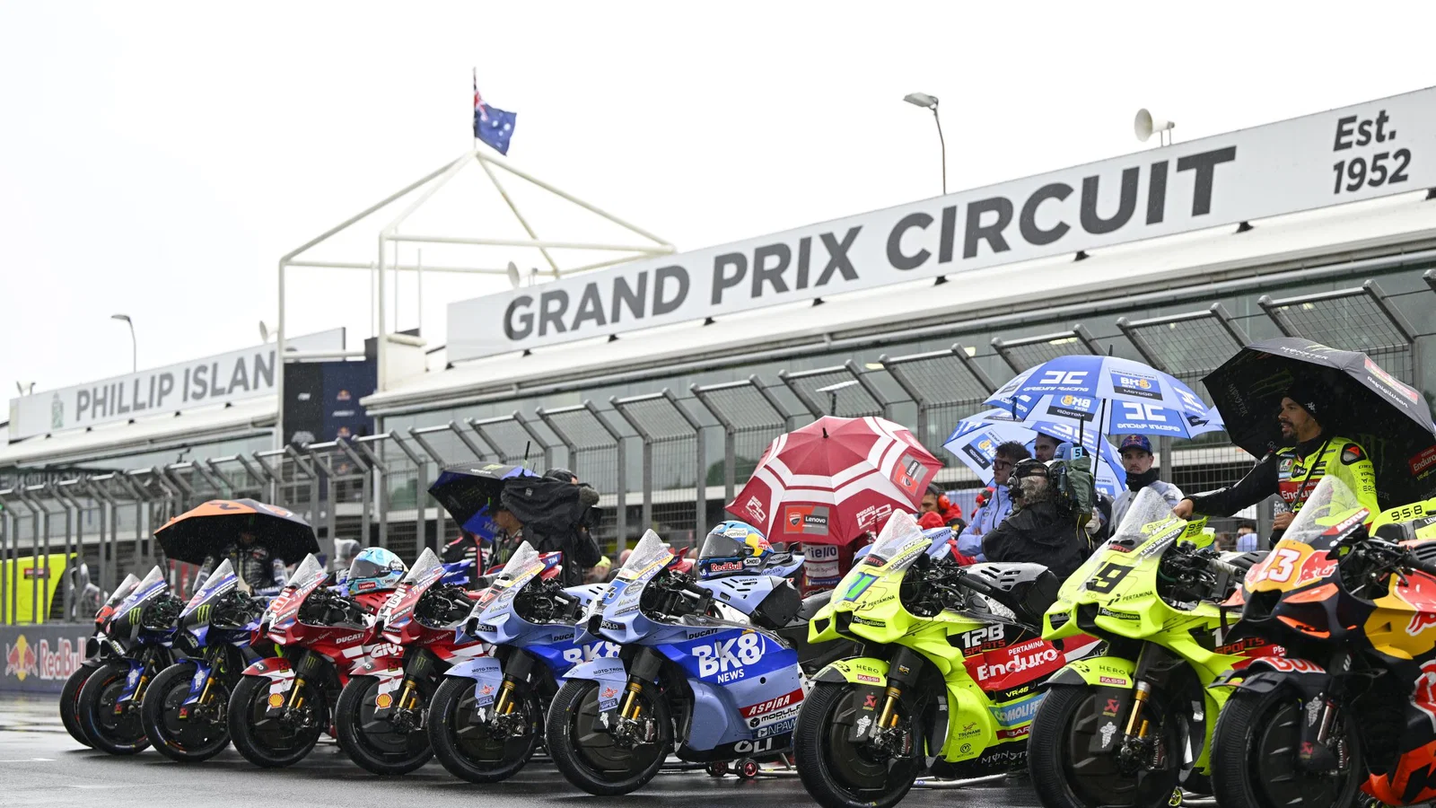 MotoGP bikes at Phillip Island. Credit: Gold and Goose.