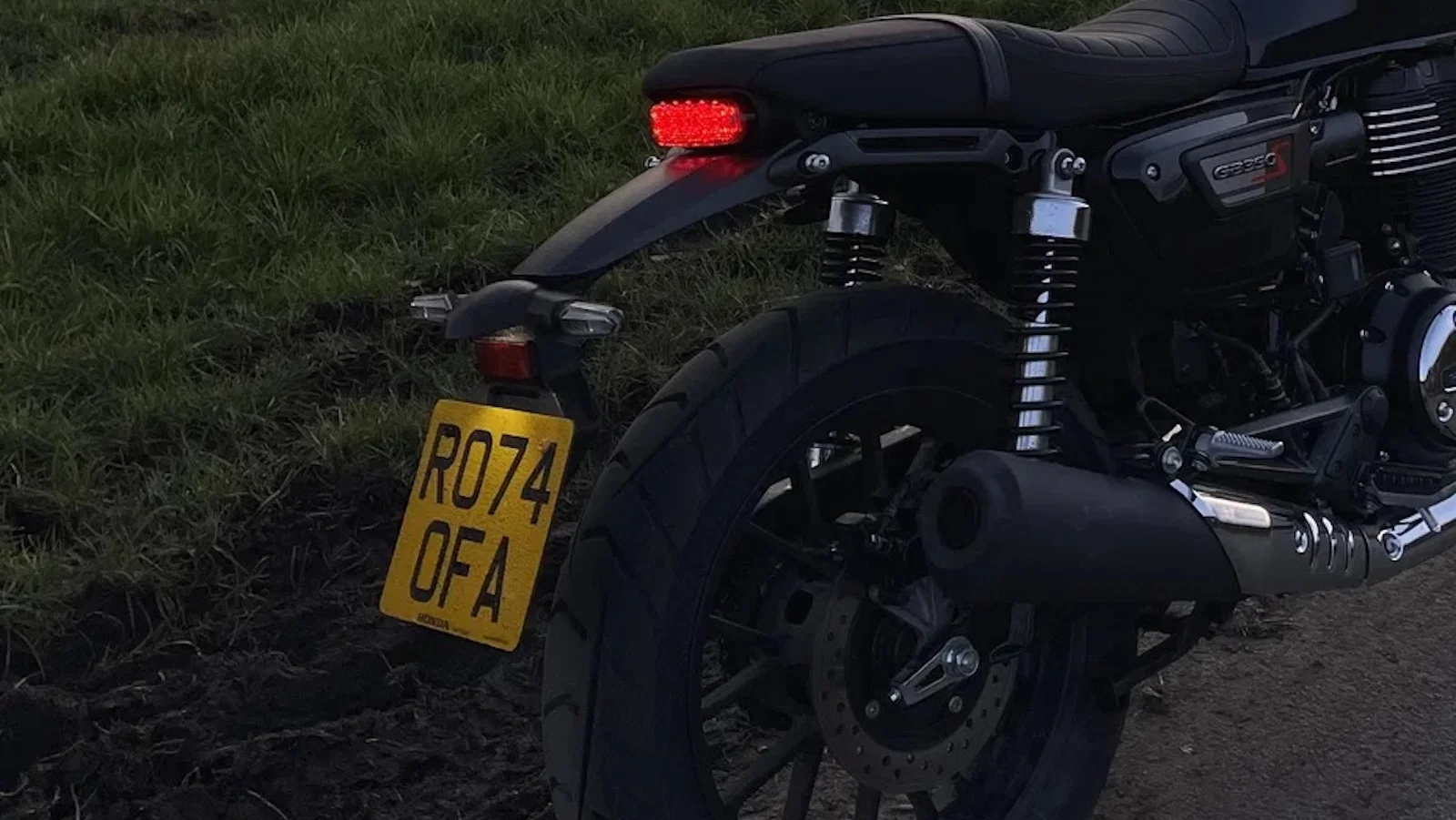 The rear number plate of the Honda GB350S